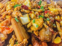 牛蛙爱上虾-小民大排档(马场角横路店)