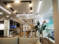 -上海宝宁宝马4S店
