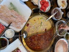 -小天鹅火锅·一线江景洪鼎旗舰店(洪崖洞店)