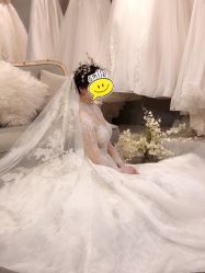 -艾米丽婚纱礼服