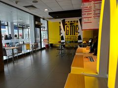 -麦当劳(驿坂服务区B区店)