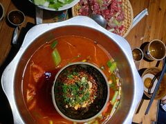 酸汤牛肉锅-侯家庄阿才有品私房菜馆