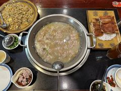 -老来福·非遗酸汤兔(凯旋路店)