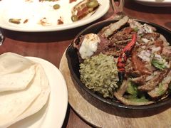 -Chili's Cafe&Bar奇利斯(滨江店)