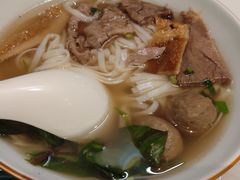 -美奈小馆·越南料理(中航城君尚购物中心店)