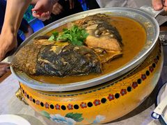 酱烧鱼头泡饼-宴江南(皇城桥路店)