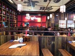 大堂-先启半步颠小酒馆(白麓里店)