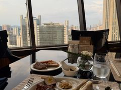 -广州花园酒店·凌璇阁旋转餐厅CAROUSEL360