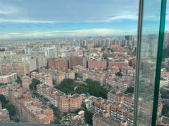 -荣誉国际酒店-云顶旋转餐厅