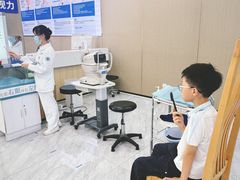 -上海大学附属上海和平眼科医院
