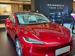 -TESLA 特斯拉(上海太古汇体验店)