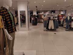 -优衣库(石家庄裕华万达广场店)