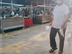 -乌恰市场(彩虹商场店)