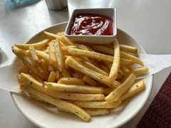 -WOLFGANG PUCK KITCHEN & BAR(迪士尼小镇店)
