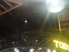 大堂-食通天美食广场(华润万象城店)