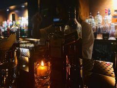 -Whisper Bar 