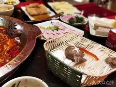 -大龙辣火锅·龙虾·烧烤(湖滨新天地店)