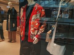 -URBAN REVIVO(七宝领展广场店)