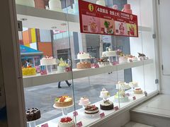 面包甜点陈列柜-味多美(江桥万达店)