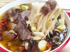 -陕西特色牛肉面
