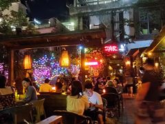 -城墙外BAR