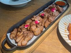 -蜜桃餐厅·伴山(湖滨商业街店)