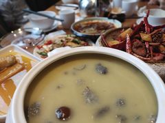 -隔壁老王·家常云南菜(花巷店)