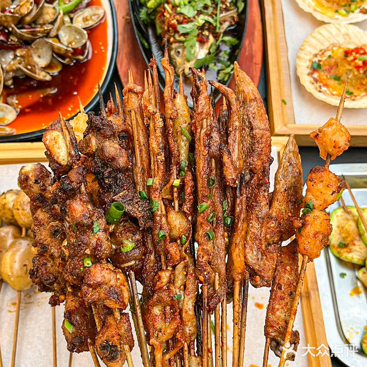 好吃到扶墙走的乐山烧烤啊!可以连吃4天!
