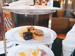 -上海滴水湖皇冠假日酒店