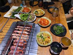 -悦屋老板娘的烤肉店(紫薇田园店)