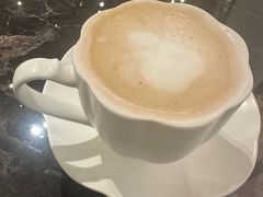 拿铁-LESCEDARS Brasserie Bistro香柏树