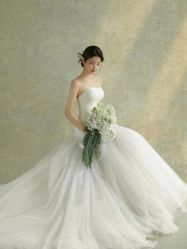 -樱花婚纱摄影