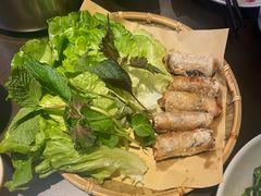 -大头虾越式风味餐厅(光明广场店)