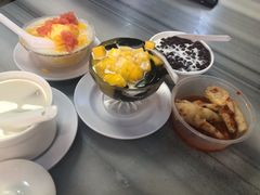 酸辣凤爪-芬芳甜品(同福路店)