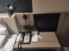 -榆林榆阳西路火车站亚朵酒店