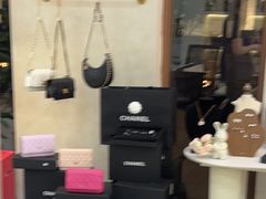 -六六奢品·vintage中古·回收二手奢侈品包包手表首饰(环球港店)
