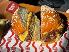 压力山大汉堡-悠航SLOWBOAT(三里屯店)