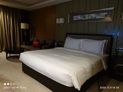 -无锡新湖铂尔曼大酒店