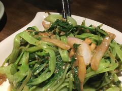 马拉盏炒通菜-大头虾越式风味餐厅(光明广场店)