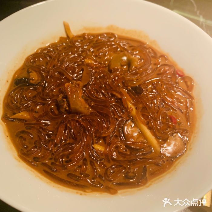 新荣记(BFC外滩金融中心店)沙蒜烧豆面图片