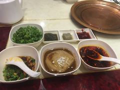 -满旗楼 北京烤鸭·涮羊肉火锅(武昌店)