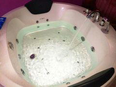 -天鹅恋主题酒店(光谷广场步行街店)