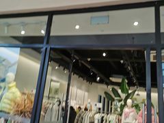 -王府井奥莱临潼小镇(临潼店)