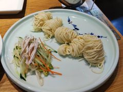 鸡丝凉面-峨嵋小镇·川菜(勒泰中心店)