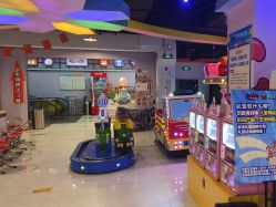 -万升儿童王国(万辉店)