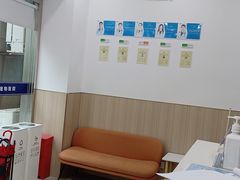 -申普宠物医院·眼科·心内科·影像科(普陀分院)