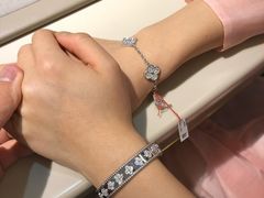 -梵克雅宝(国贸商城店)