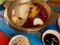 -房子红了鱼豆花重庆老火锅(广厦学院店)