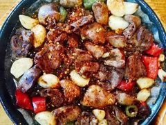 -老东镇啤酒屋海鲜加工·蒸汽海鲜·海鲜烧烤(台东店)