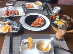 -戈尔登酒店·满堂彩咖啡厅